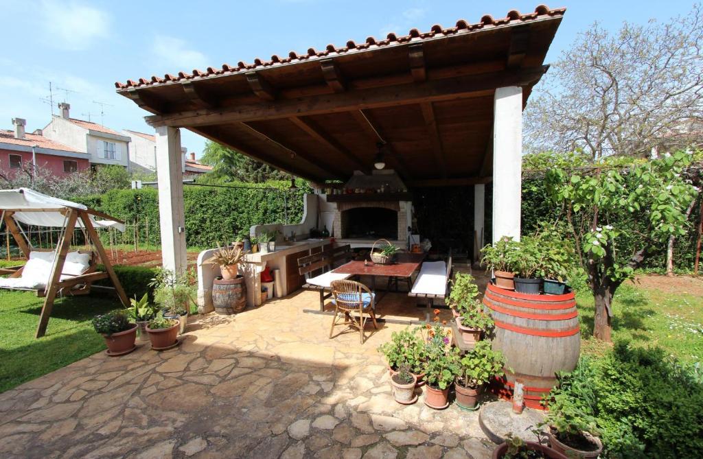 Milena Apartment *