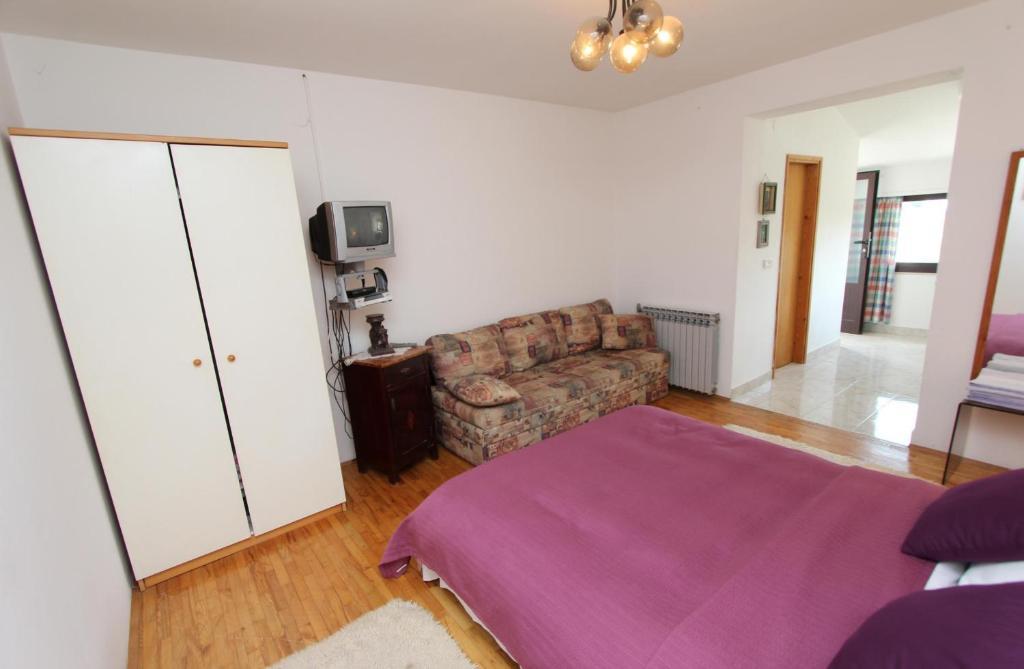 Milena Apartment
