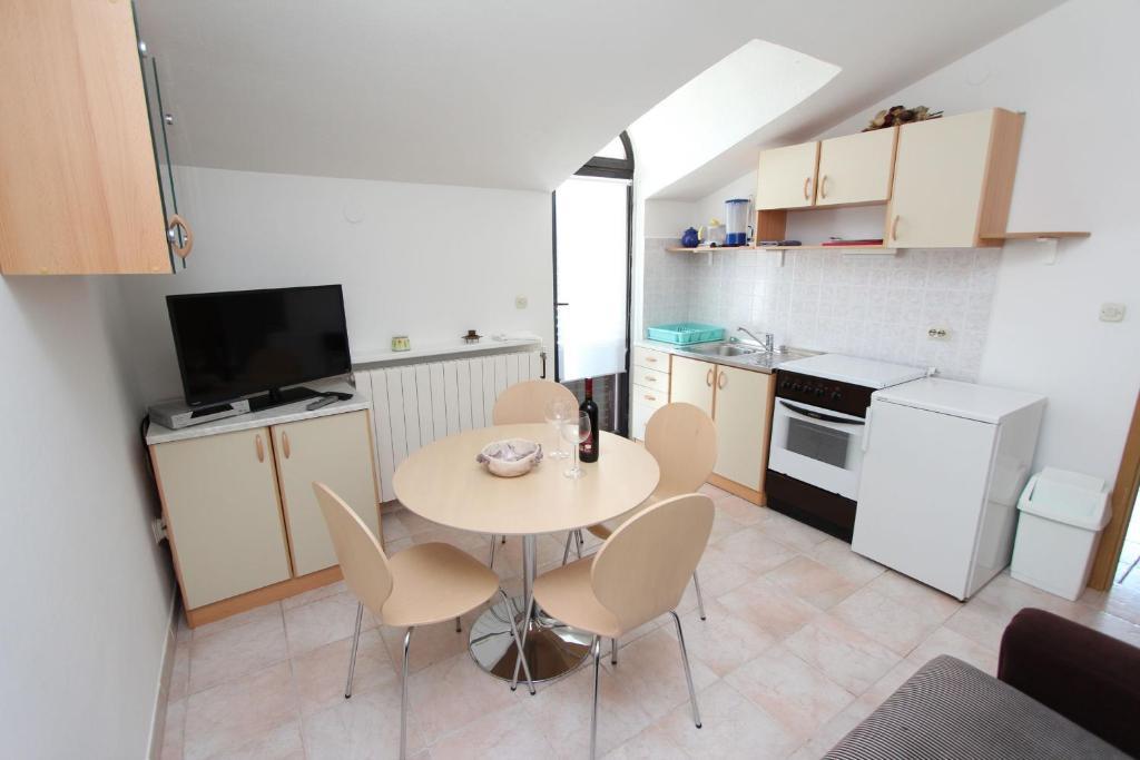 Apartment Milena *